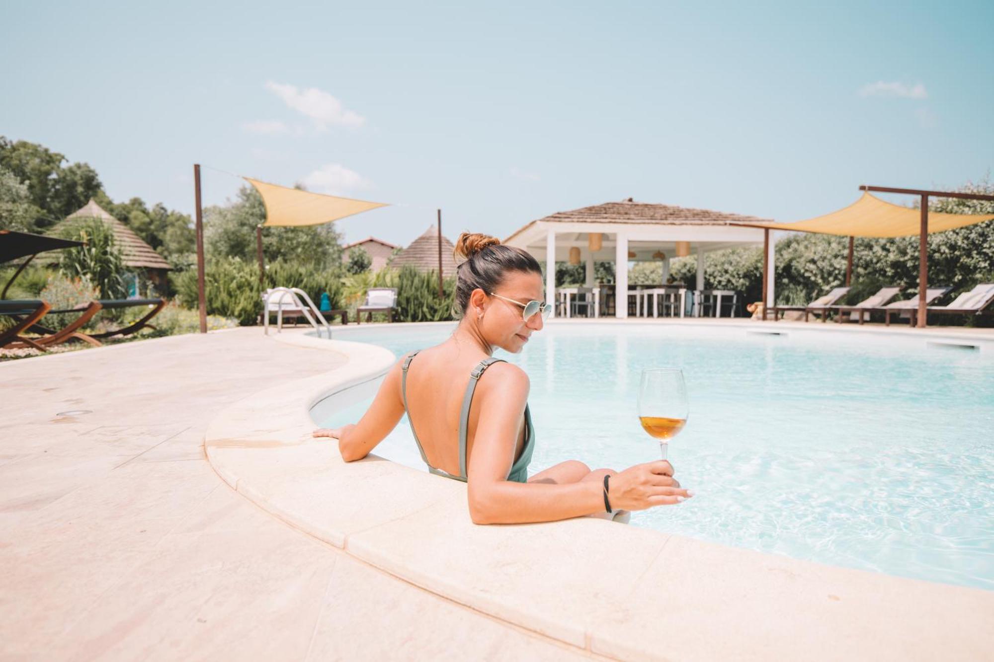 Is Cheas Wine Farm Boutique Hotel San Vero Milis Εξωτερικό φωτογραφία