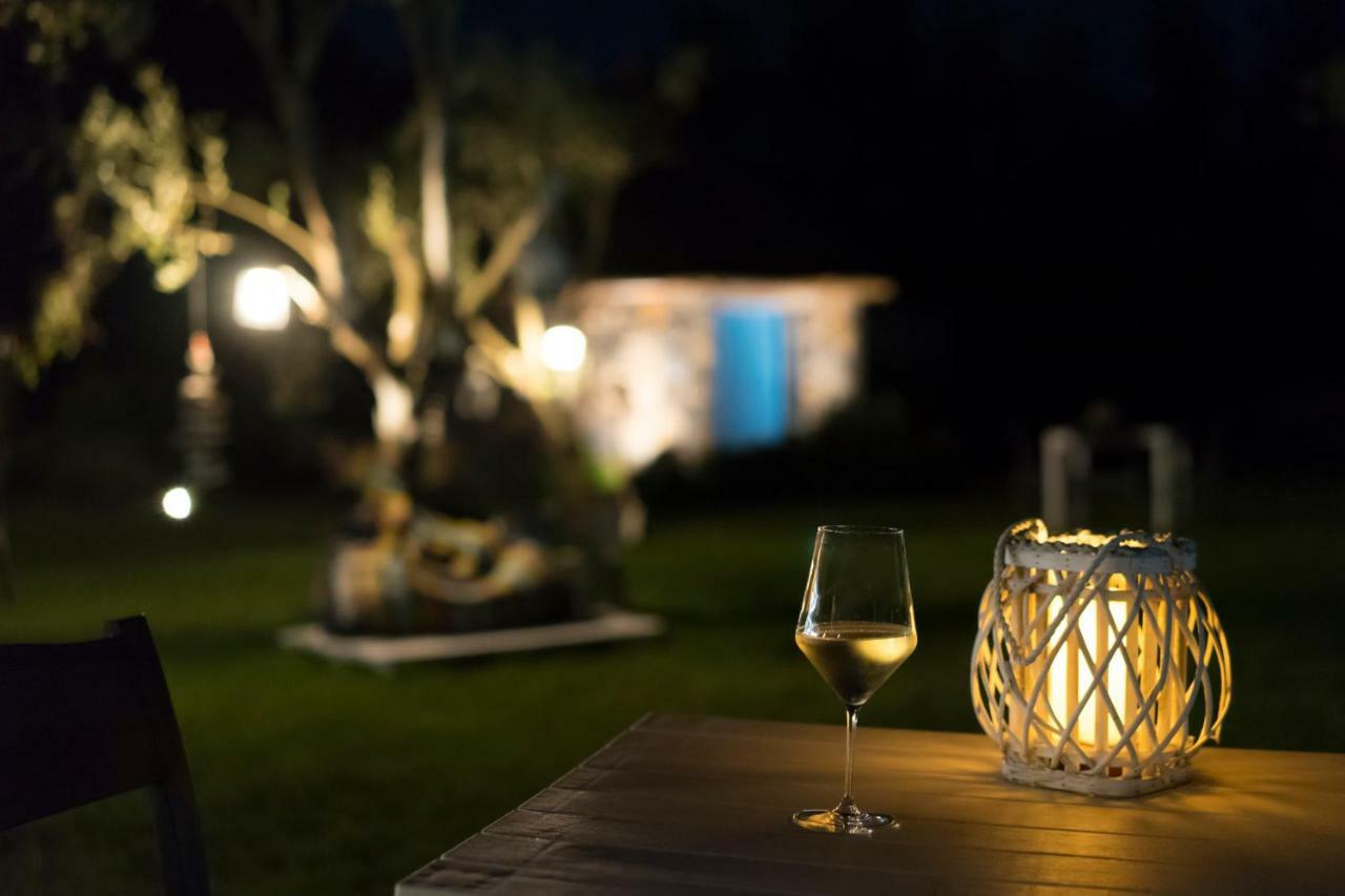 Is Cheas Wine Farm Boutique Hotel San Vero Milis Εξωτερικό φωτογραφία